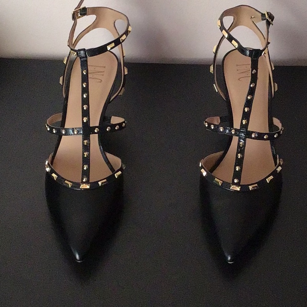 Black shoes